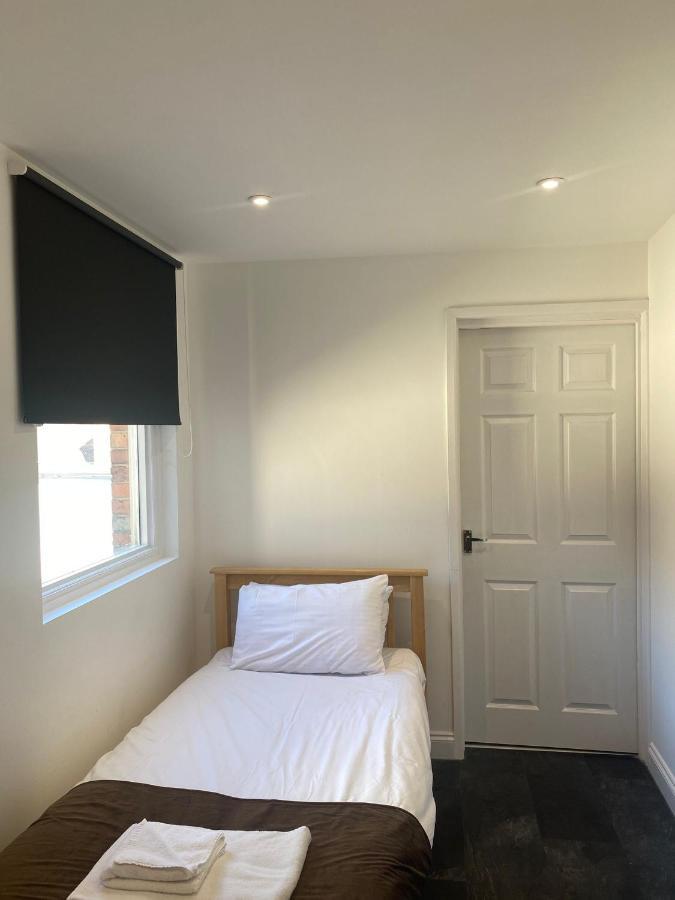 Lady Hamilton Inn Portsmouth Bagian luar foto
