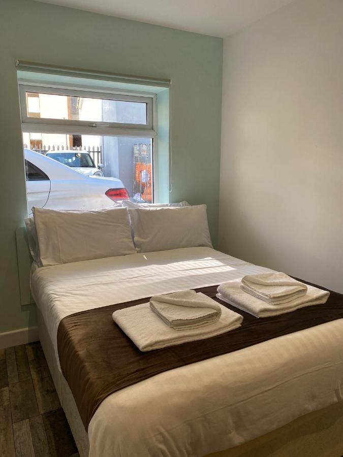 Lady Hamilton Inn Portsmouth Bagian luar foto