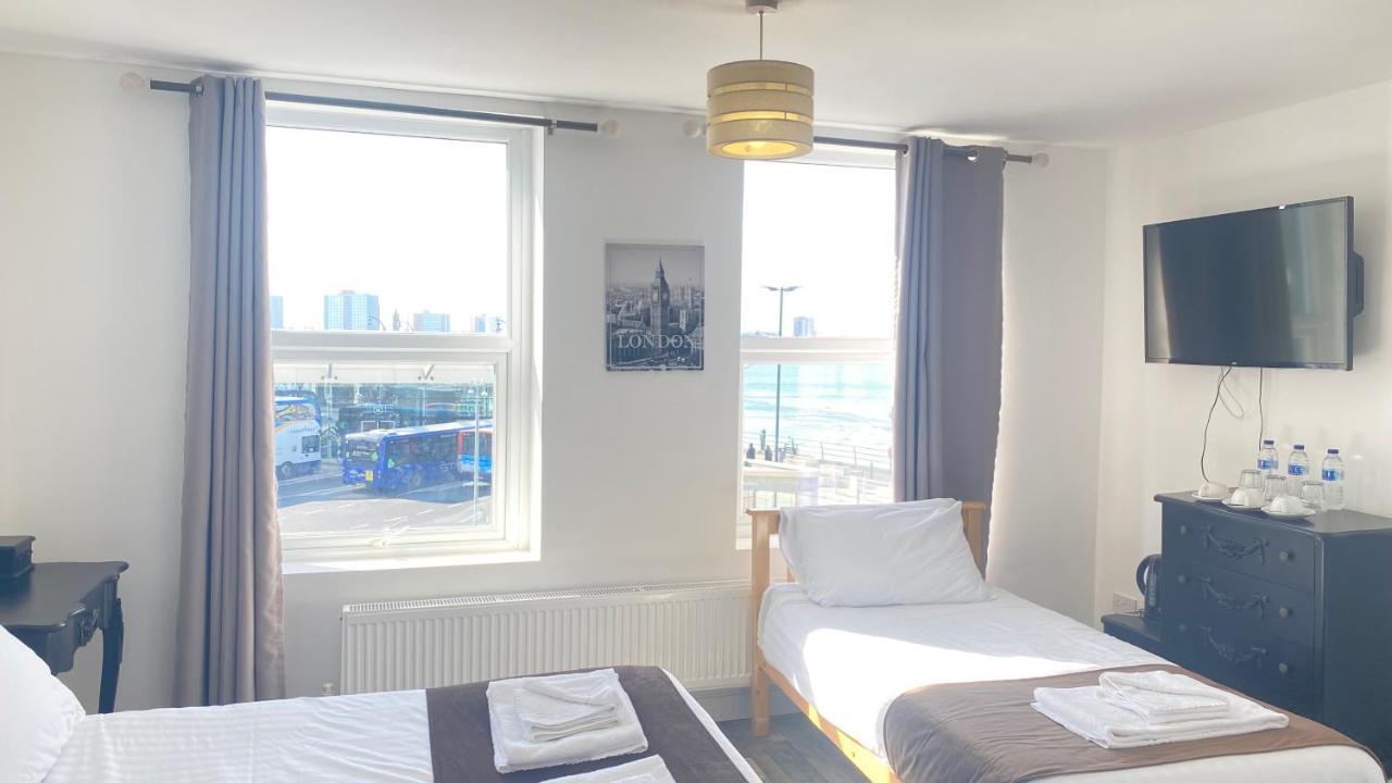 Lady Hamilton Inn Portsmouth Bagian luar foto