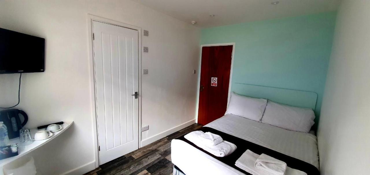 Lady Hamilton Inn Portsmouth Bagian luar foto